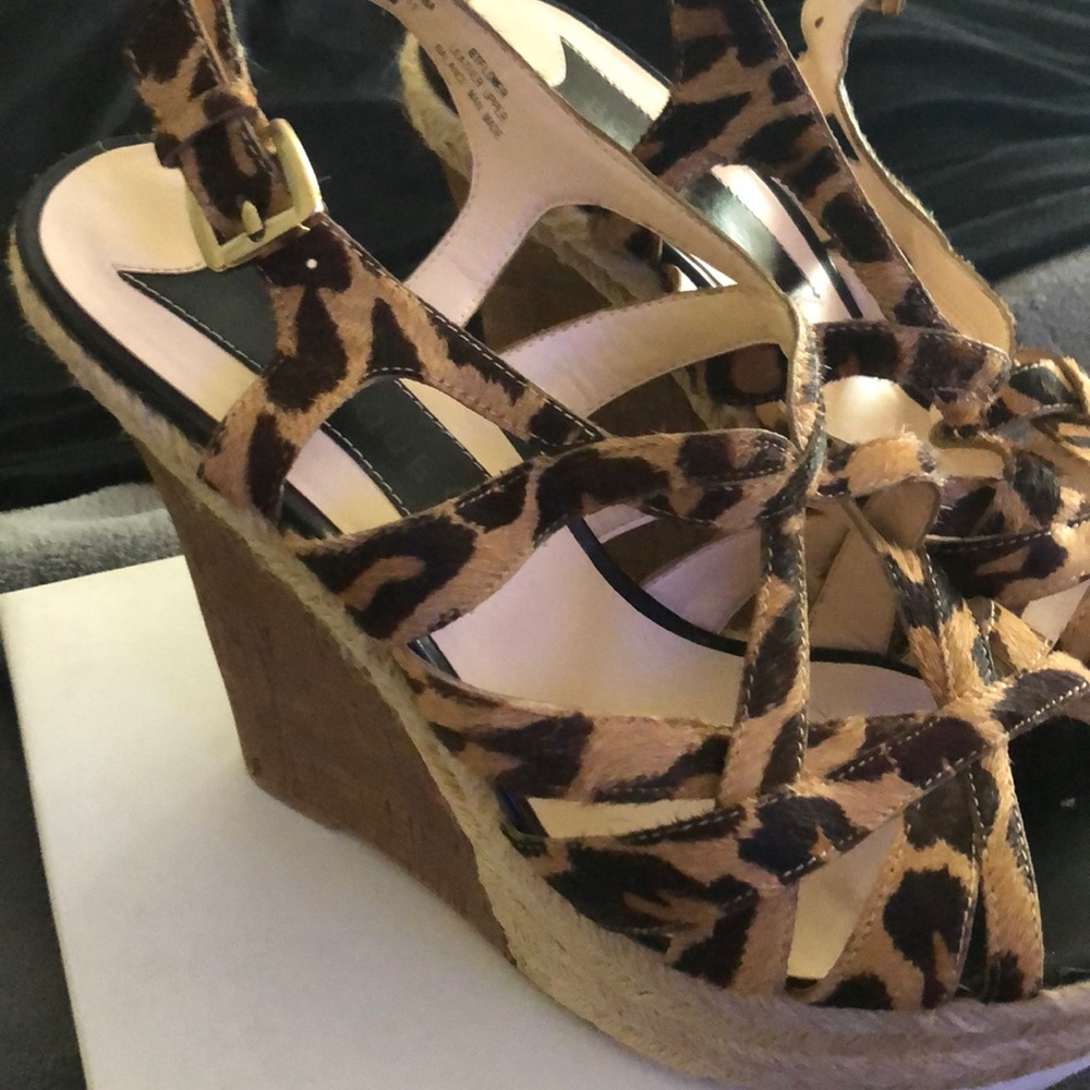 Shoes - Picture 3 of 3